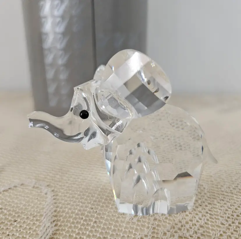 Swarovski Silver Crystal Elephant Small with Frosted Tail Original Box Retired