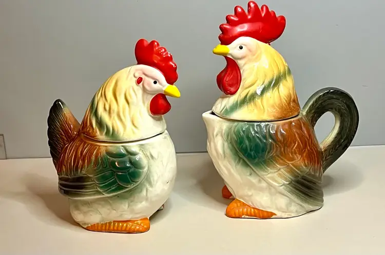 Vintage 4pc Stacking Rooster And Hen Cream Sugar Salt And Pepper Farmhouse