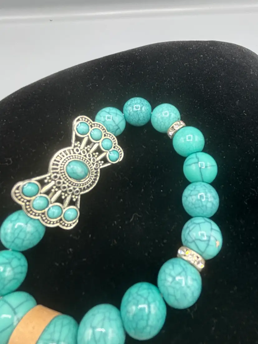 Turquoise style bracelet