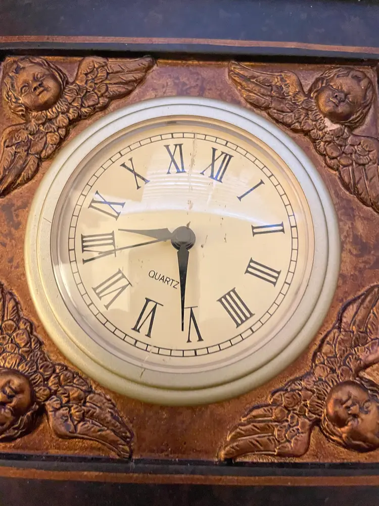 Vintage Looking Mantel Clock