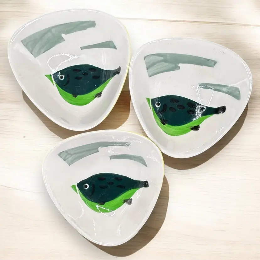 Set of 3 Seyei Triangle Fish Bowls Hand Painted Vintage MCM 6 inch Green