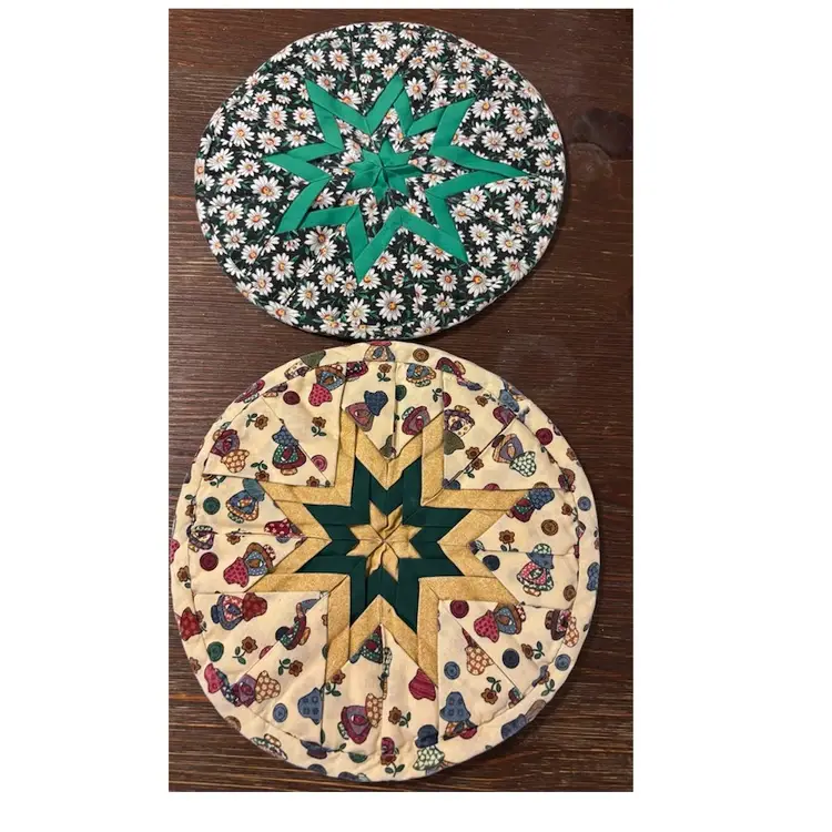 Set of 2 Hand Quilted Pot Holder/Hot Pad/Mat Table Trivets 8”