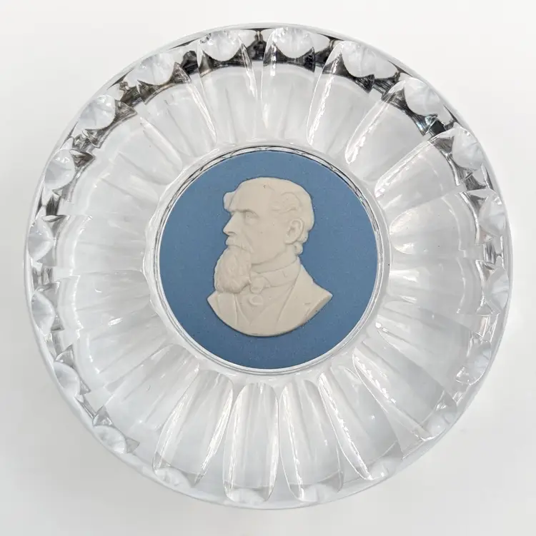 Wedgwood Paperweight Charles Dickens Cameo Jasperware & Crystal Paperweight