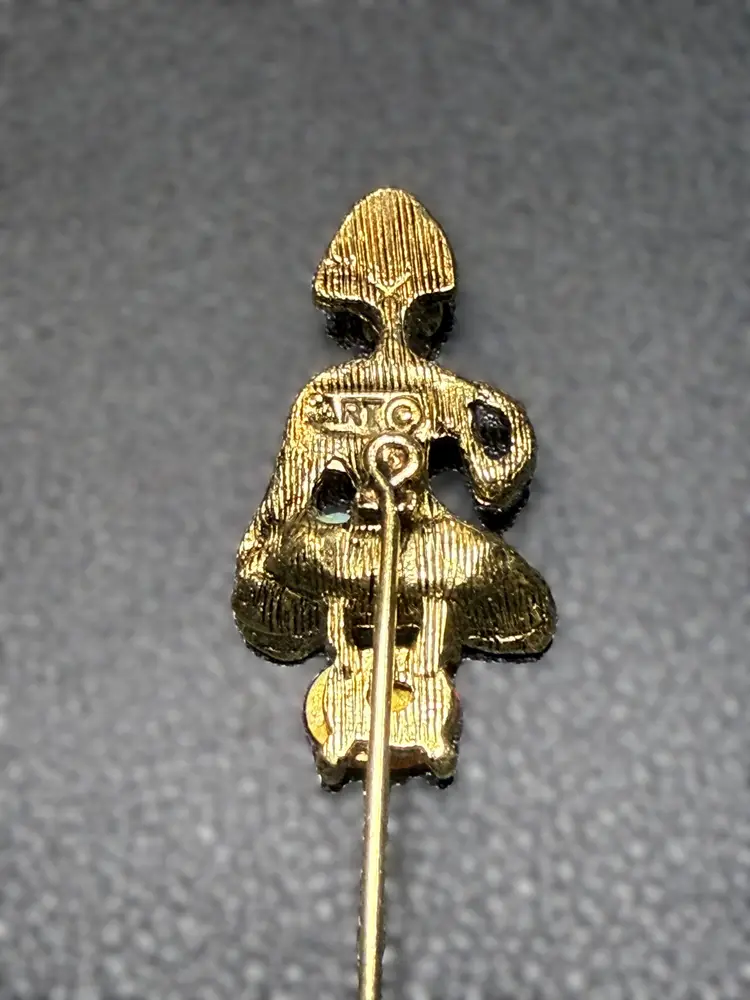 Vintage Signed ART Gold Tone Rhinestone Lady Goddess Brooch Hat Pin Cabochon