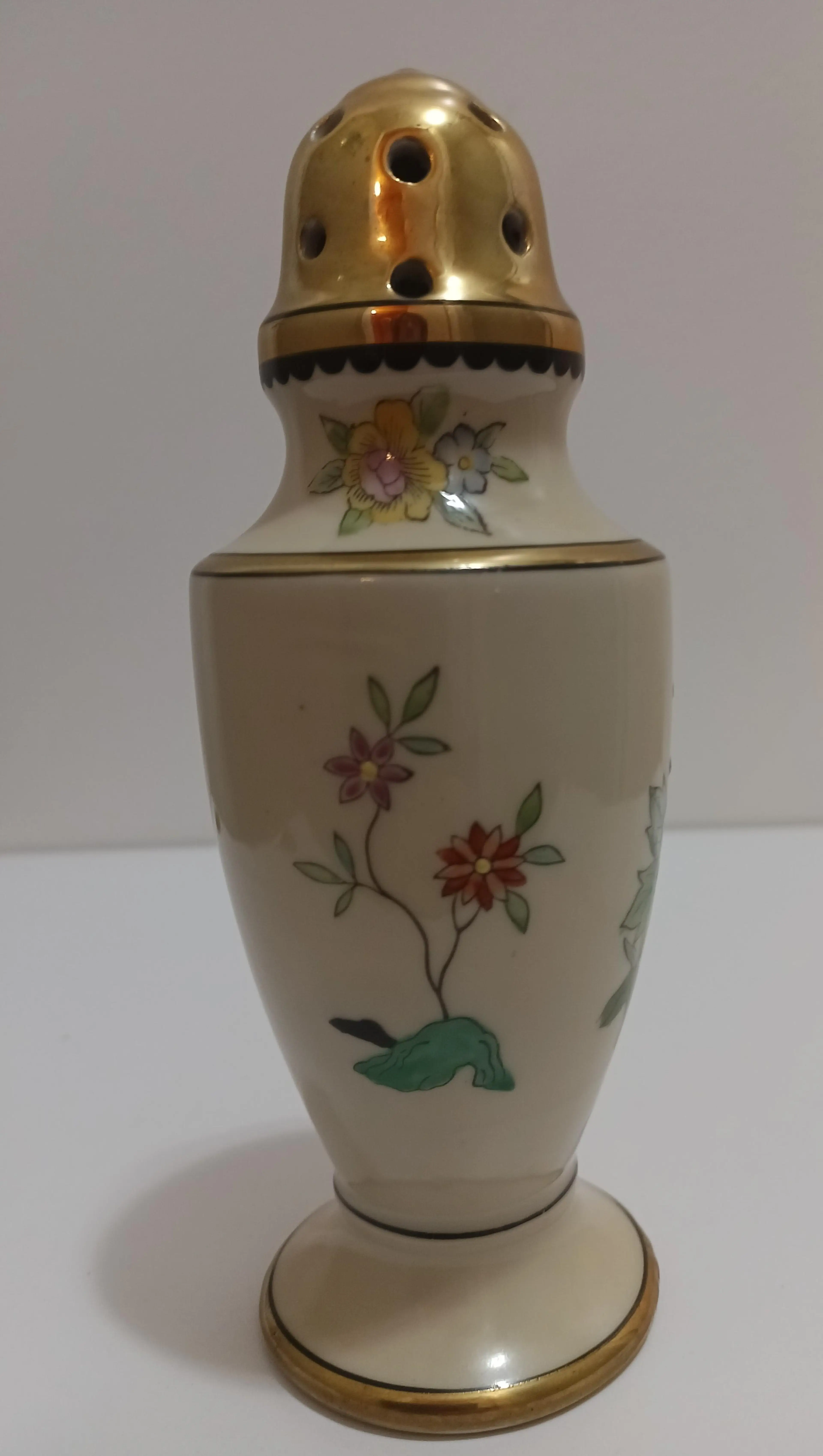 Image 2 of 4