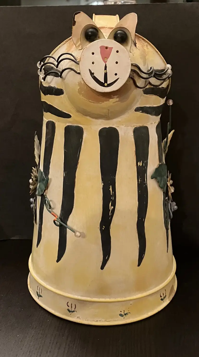 Metal Hand Painted Folk Art Cat Flower Watering Can For Decor