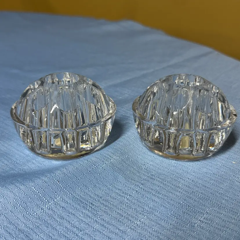 Lillian Vernon 9 Hole Flower Frog Holders Clear Glass 2x3” lot of 2