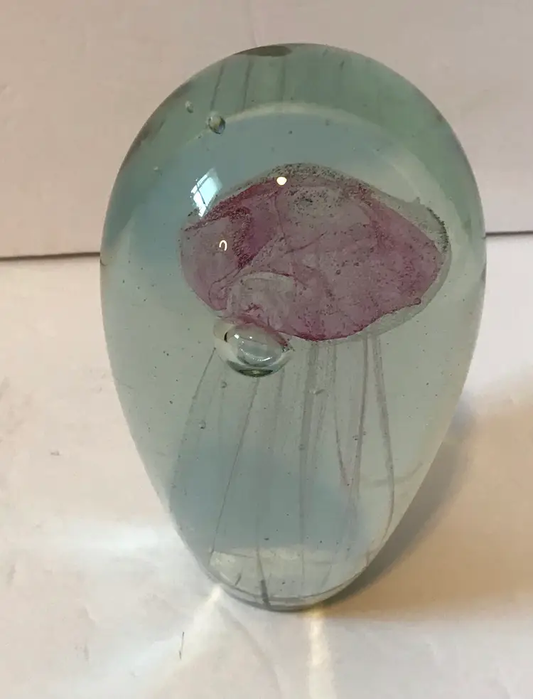 4 Inch Vintage Clear Art Glass Pink GlowyJellyfish Paperweight