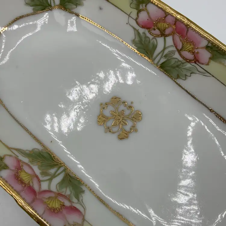 Pretty Pink Floral Moriage Handled Serving Bowl Hand Painted Japan