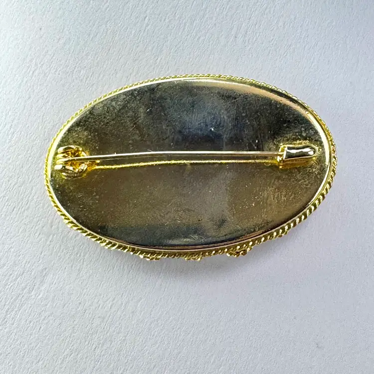 Vintage Italian Oval Micro Mosaic Flower Brooch, Absolutely Beautiful, Measures 2”x1.25”