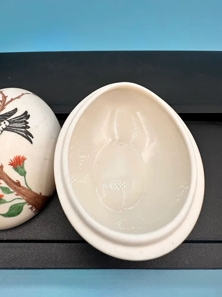 Nuttall Hand Painted Porcelain Egg Trinket Box LUCIFER HUMMINGBIRD #174/700 Limited