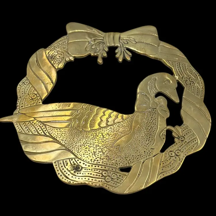 Vintage Brass Holiday Trivet Wreath With Goose / Duck 8”