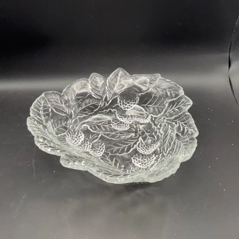 Indiana Glass Loganberry Bon Bon Dish
