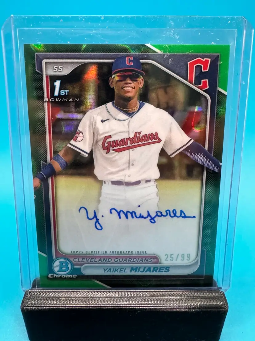 Yaikel Mijares 1st Bowman Chrome Green Lava Refractor Auto /99 Cleveland Guardians