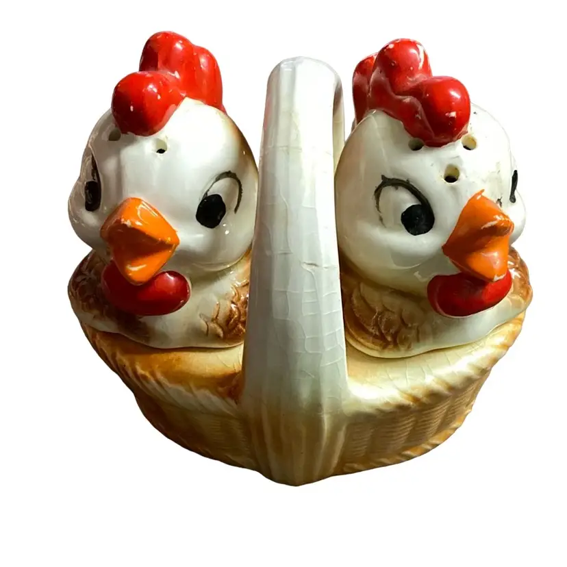 Vintage Chickens In Basket Salt & Pepper Shakers With Conditions 
