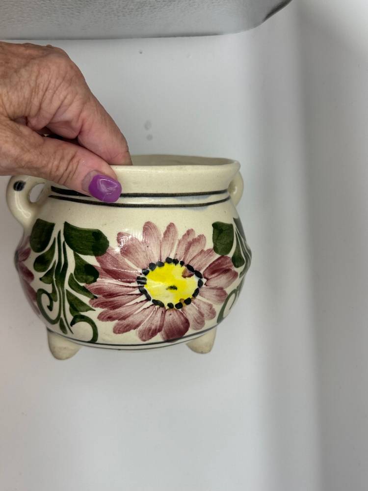 Hand Painted Ceramic Planter W/Handles Made In Mexico As Is 5.5”H; 5” Diameter