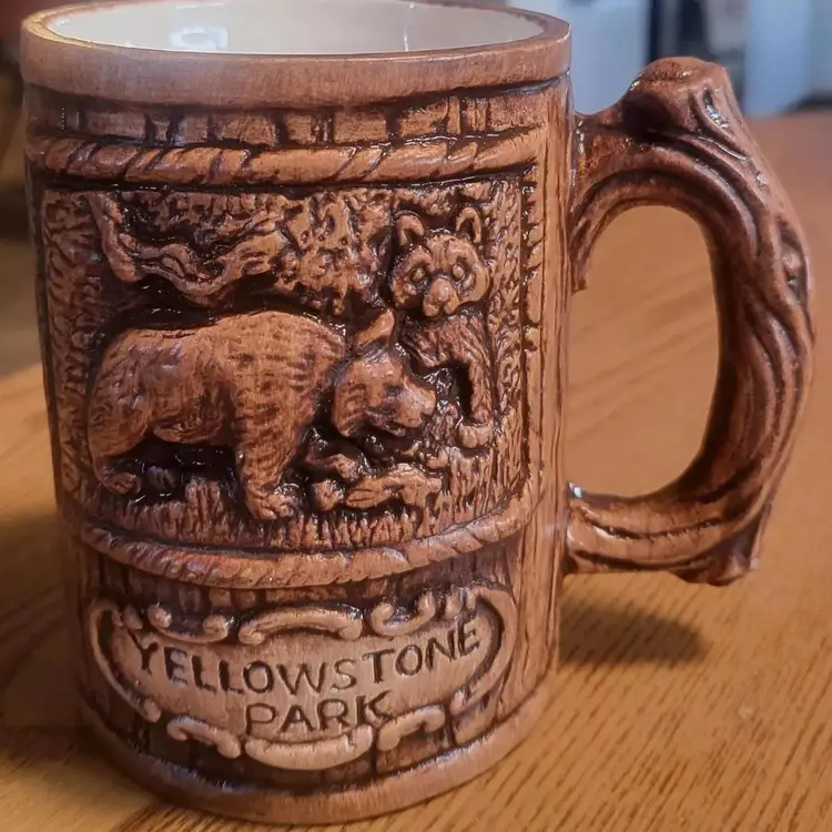 Treasure Craft Yellowstone Park Souvenir Mug