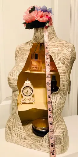 Mannequin Display Shelf