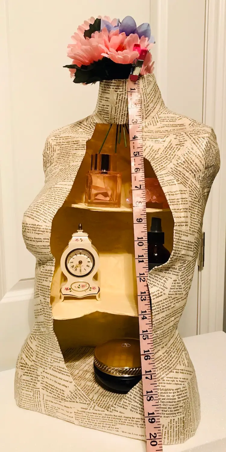 Mannequin Display Shelf