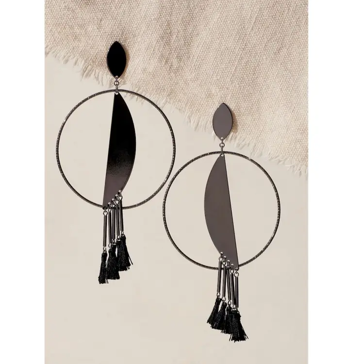 NWT FREE PEOPLE AFTER PARTY EARRINGS