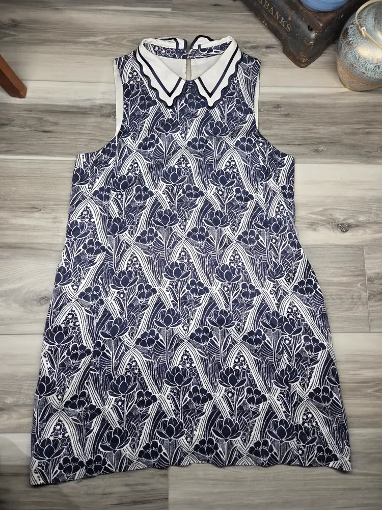 Anthropologie Maeve Lattice Floral Shift Dress Blue &White Lotus Flower Medium