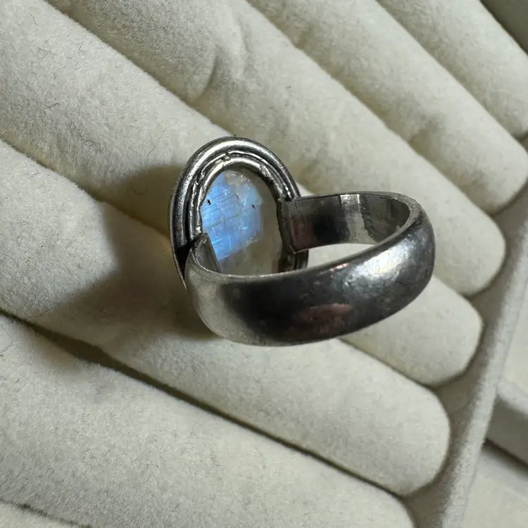 Sterling Moonstone Ring Sz 8