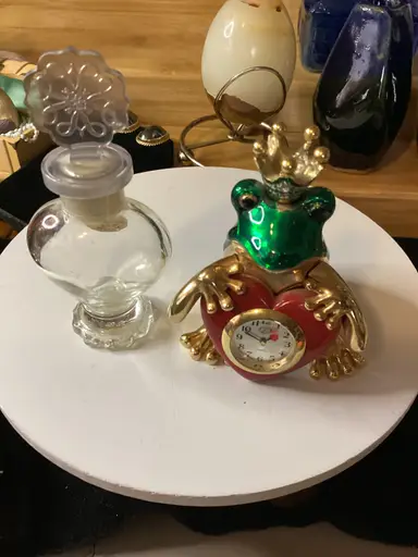 Uniquearoundthecorner 2:00 Jewelry Mtn Time Today