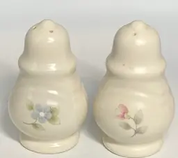 Pfaltzgraff Tea Rose Pattern Stoneware Salt & Pepper Shaker, 4" Tall