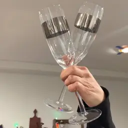 Trio Of Dorothy Thorpe Champagne Flutes