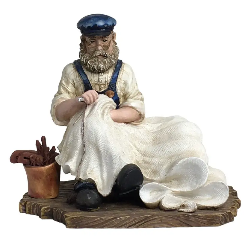 Old Salts Figure Mending Sails 1999 Beachcombers Intl. Nautical 5 3/4"