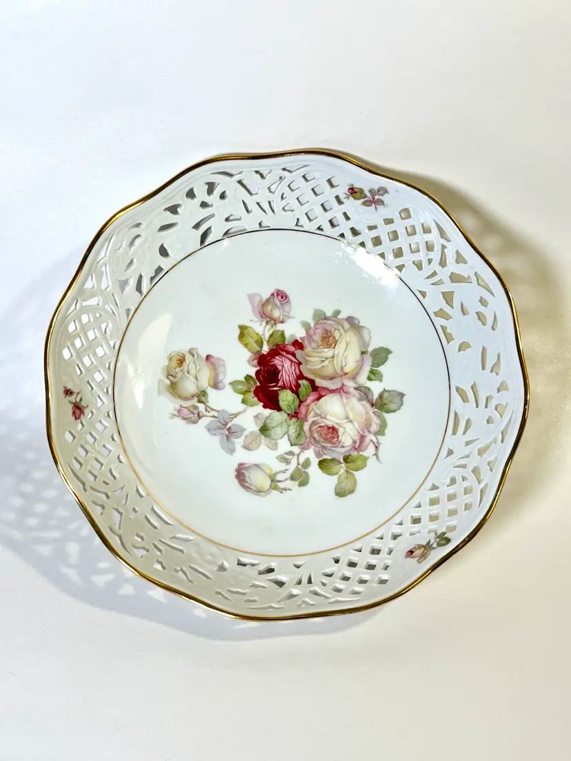 Schumann Bavaria Rose Flowers Reticulated Decorative 9" Plate