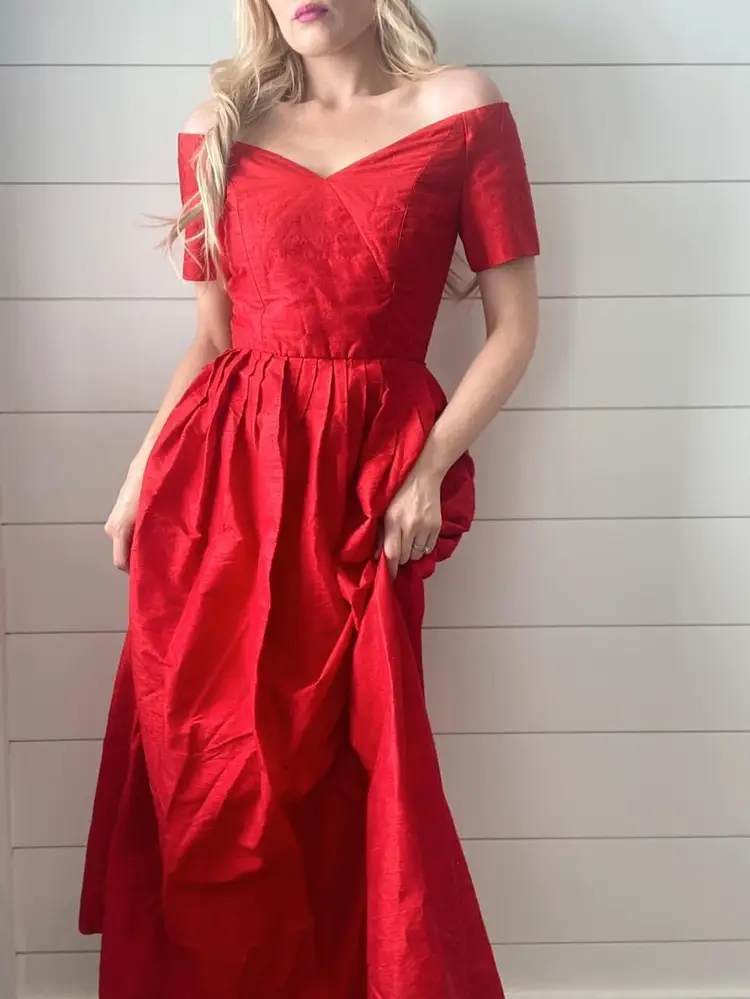 Watters And Watters 100% Silk Off Shoulder Vintage Ballgown