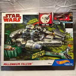 2017 Star Wars Millennium Falcon Hot wheels Character Cars Track Set Disney NIB