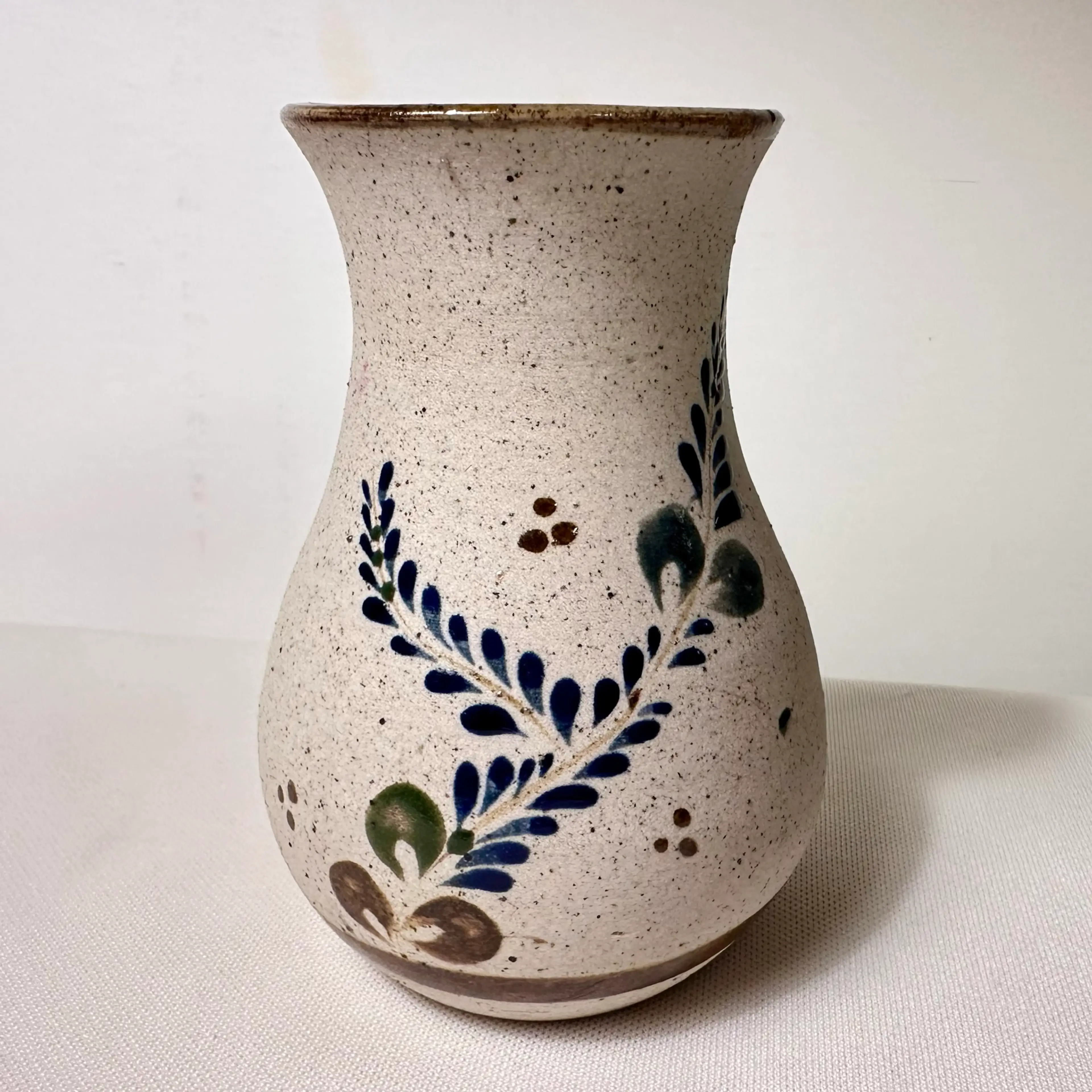 Image 4 of 12