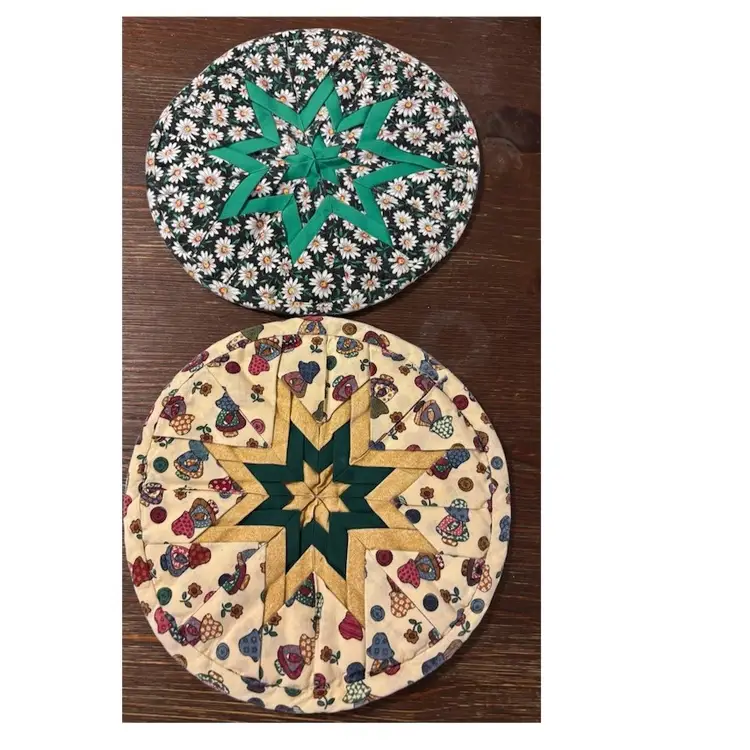 Set of 2 Hand Quilted Pot Holder/Hot Pad/Mat Table Trivets 8”