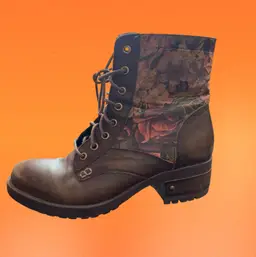 L'Artiste by Spring Step Leather Lace-Up “Marty” Boots Size 8