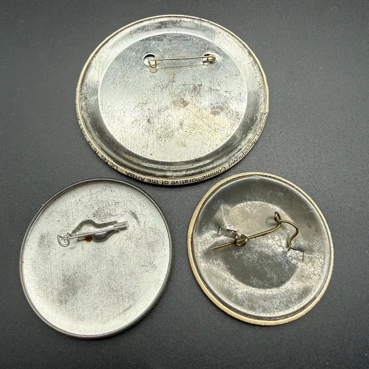 Vintage Bicentennial Buttons Lot Of 3 Pins Pinbacks America Constitution