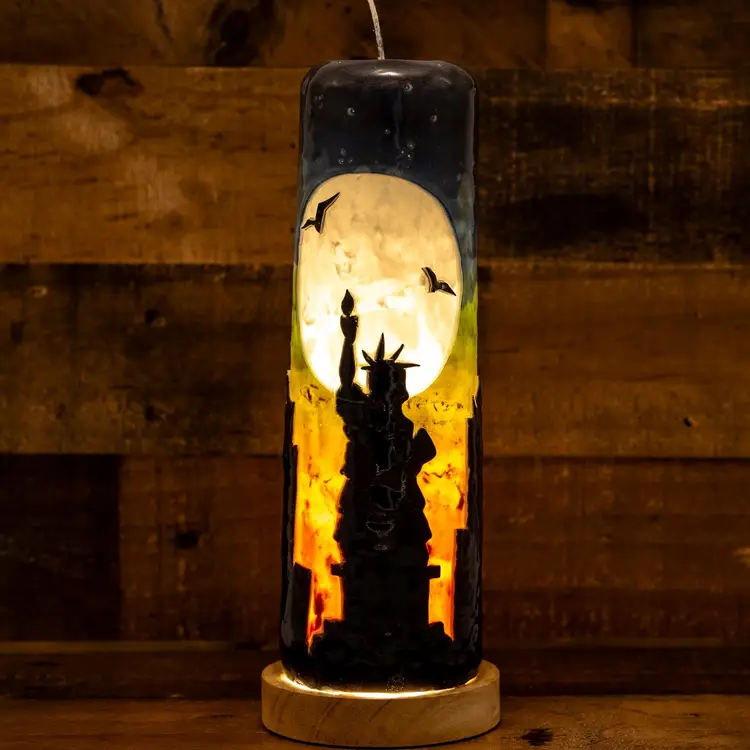 GLOW CANDLE: TP-6004-LADY LIBERTY NEW YORK