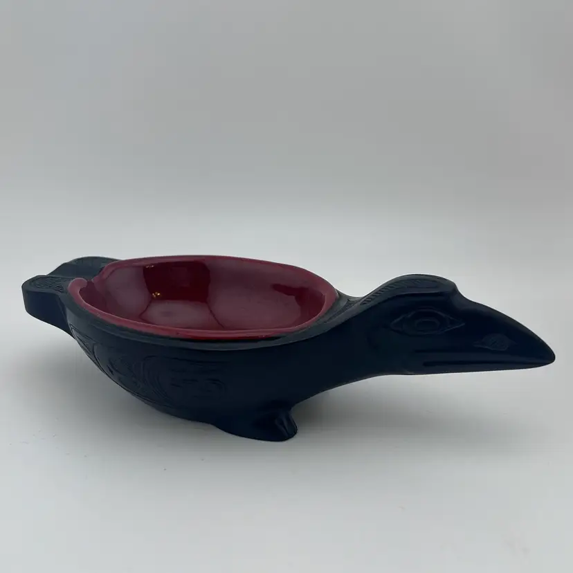 Vintage Boma Canada Haida Native Design Replica Carved Resin Black Raven Ashtray Or Trinket Bowl 1.75”x 2.75”x 6.5”