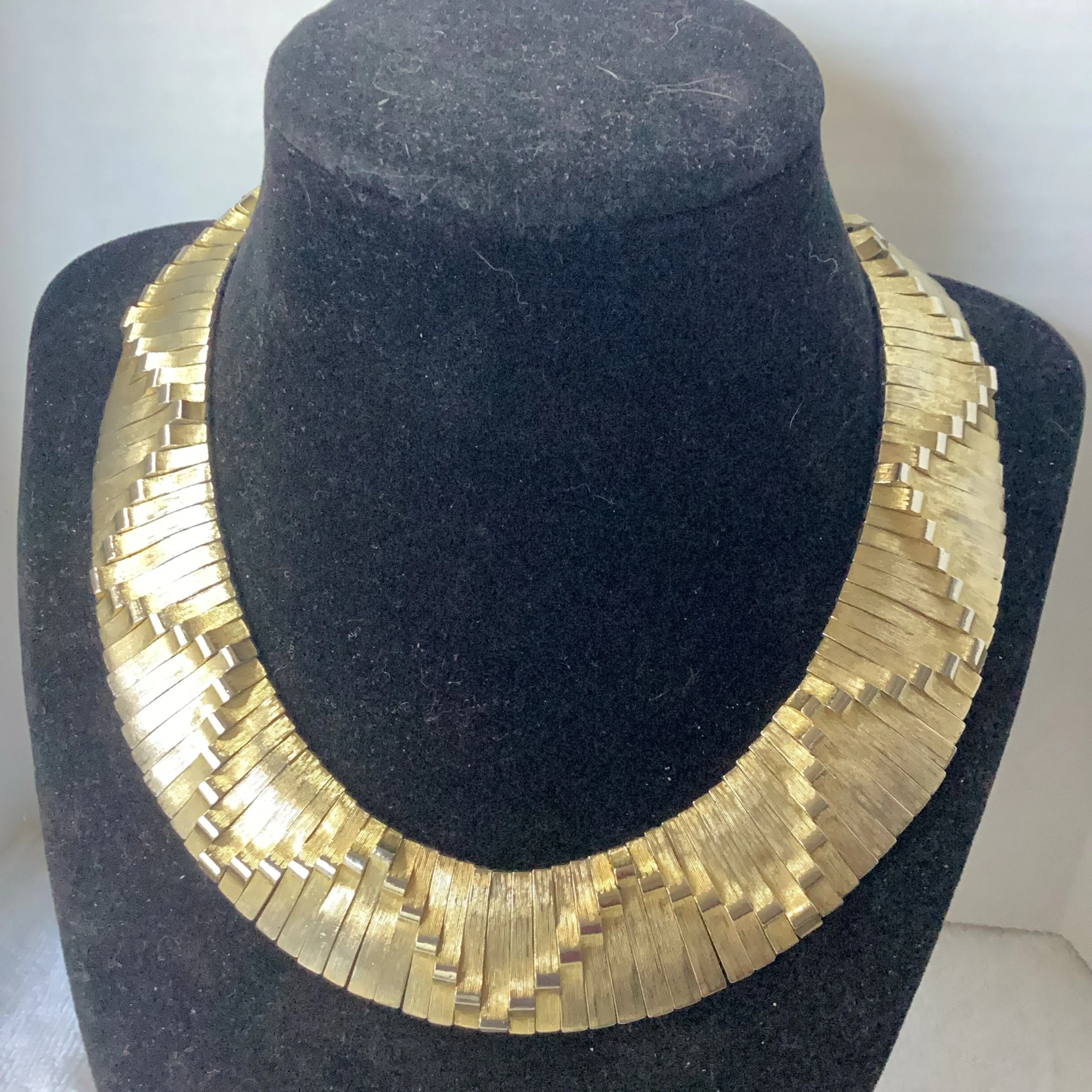 Image 4 of 6