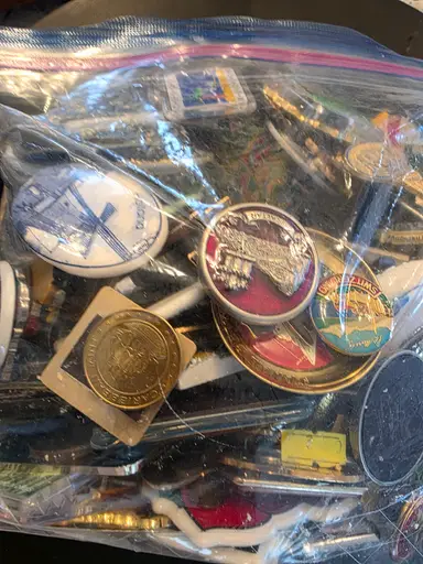 Unbagging $1 MAGNETS with FRAGEELAY