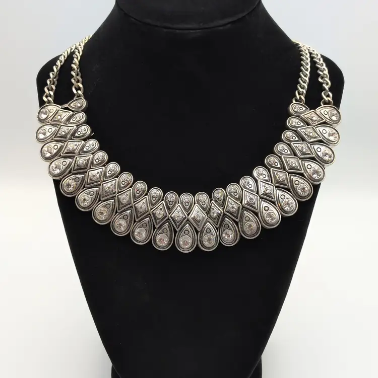 Cleopatra Rhinestones Teardrop & Diamond Shaped Rows Silver Tone Curb Necklace