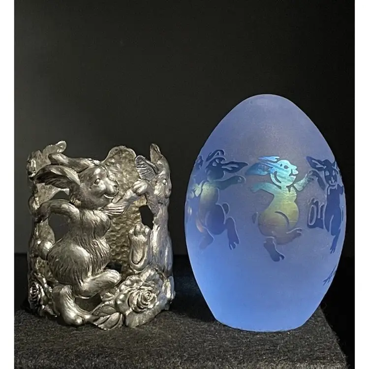Paperweight Frost Blue Iridized Glass Egg Metal Stand Velvet Box 1996 Gift