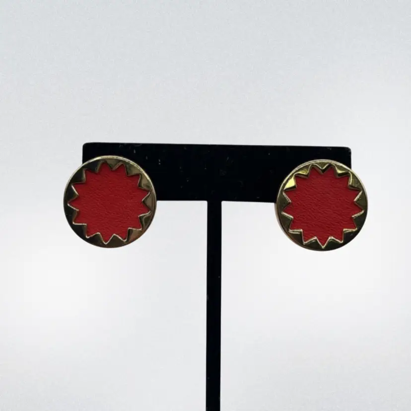 RWB - Vintage 1960s House of Harlow Leather Sunburst Earrings Coral Color Gold Tone - Marked