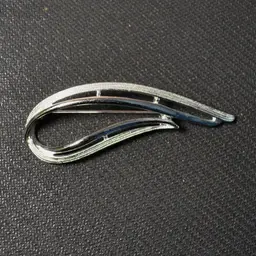 Vintage Sara Coventry Silver Tone Brooch Mod Tear Drop Design
