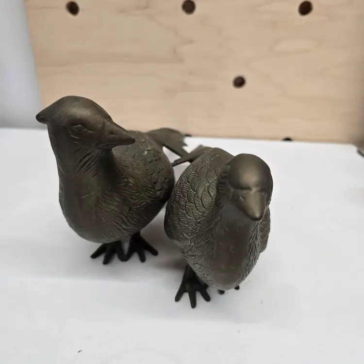 Fantastic Large Brass pigeons bird statues