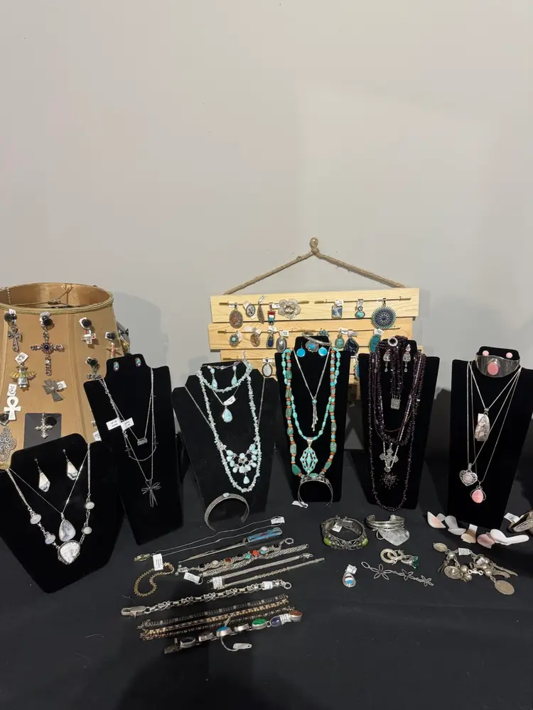 Let’s Sell Sterling! Low Starts @ Sundance Sterling 