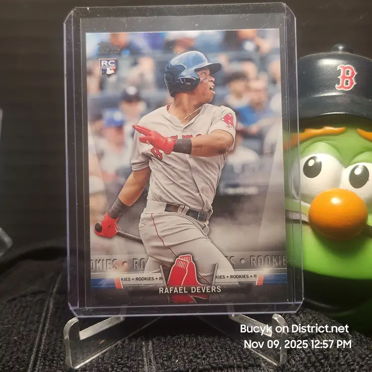 2018 Topps  Rookies - Rafael Devers Boston Red Sox