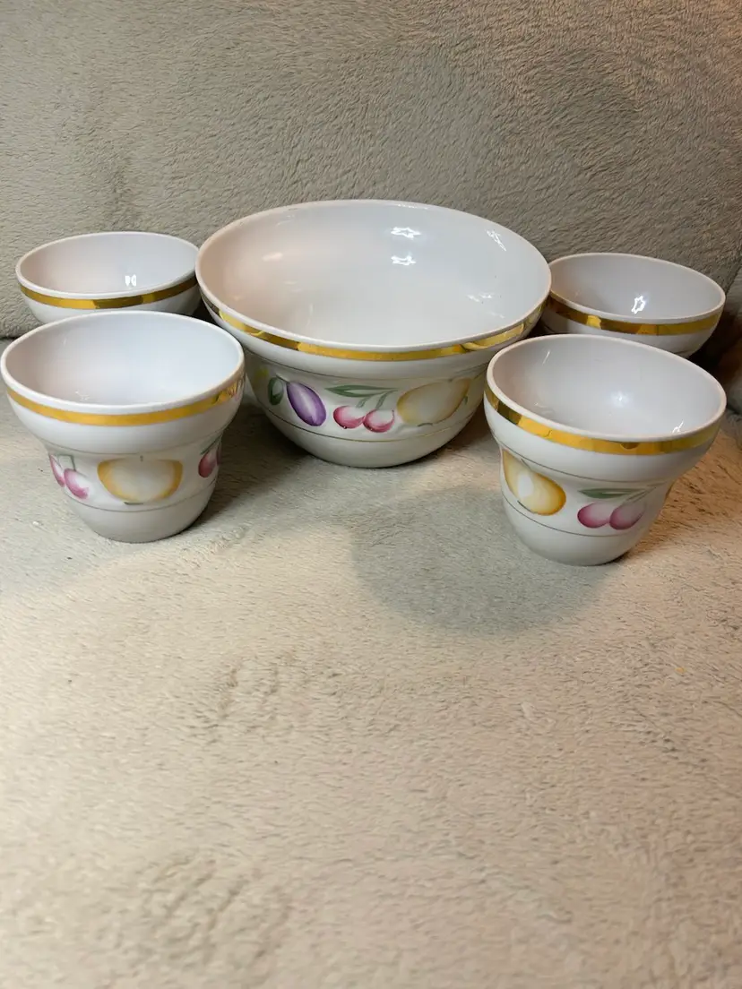 Vintage Riga Porcelain Fruit Bowl Set Made In Latvia  5 Pieces Hand Painted
