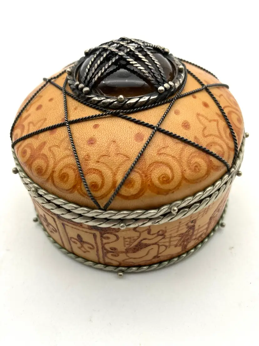 BIN - Vintage Leather And Metal Trinket Box Lined With Velvet 3”
